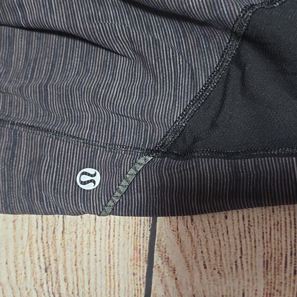 Lululemon Run Crop size 6 15" - Picture 8 of 12